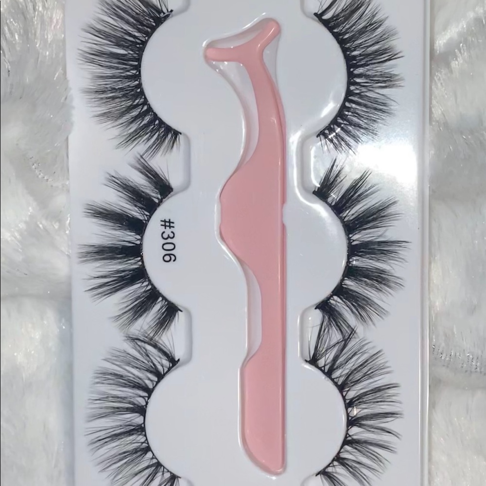 Lashes 😊 - Picture 6 of 11
